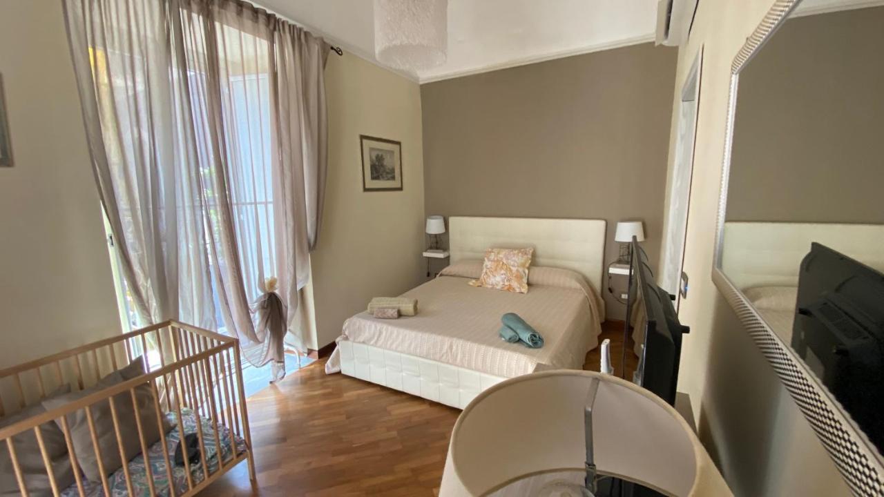 カターニア B＆B　ドラリーチェ Bed & Breakfast エクステリア 写真