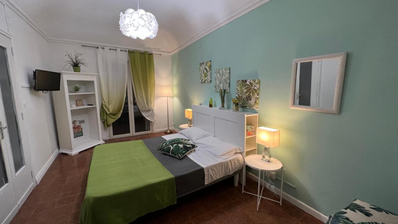 カターニア B＆B　ドラリーチェ Bed & Breakfast エクステリア 写真