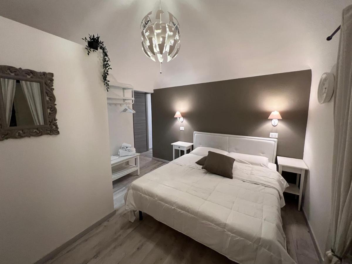 カターニア B＆B　ドラリーチェ Bed & Breakfast エクステリア 写真