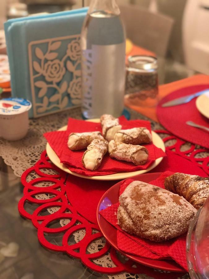 カターニア B＆B　ドラリーチェ Bed & Breakfast エクステリア 写真